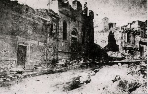 1918'de, Erzurum'da Ermenilerin, Türkleri içine doldurarak yaktıkları konak.