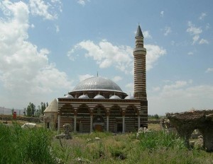 Van Hüsrev Paşa Camii